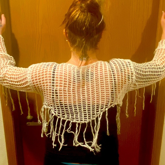 Over the shoulder throw - Picture 2 of 5